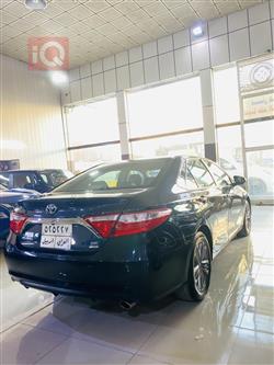 تۆیۆتا کامری